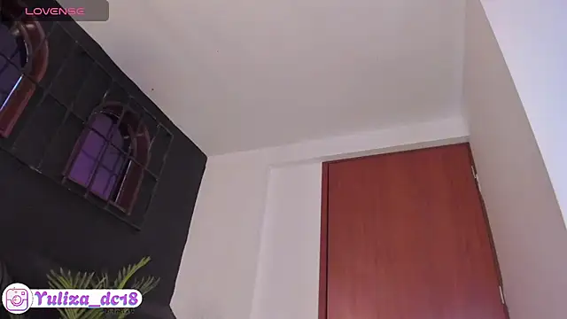 دردشة Luxury_Woman الجنسية المباشرة