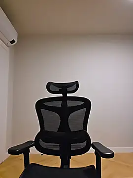 MiaRides19n Webbikameraesitys