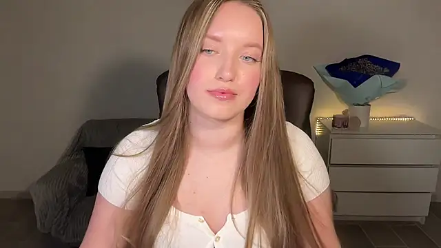 دردشة EvaMaddison الجنسية المباشرة