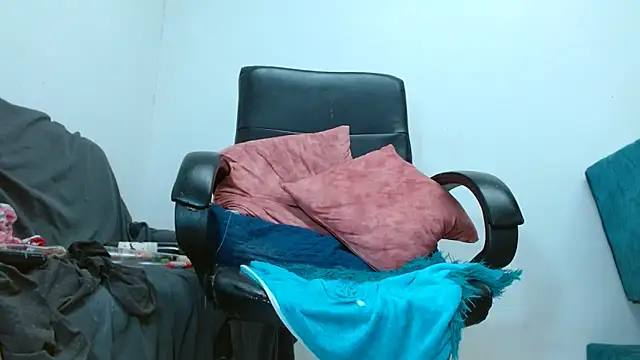 Nataly_Burning Show in webcam