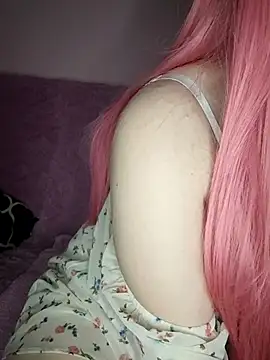 Cutie_Suzie: онлайн-секс-чат