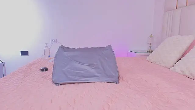 Онлайн чат XXX alanarose18