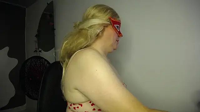 Stephany_29 Show in webcam