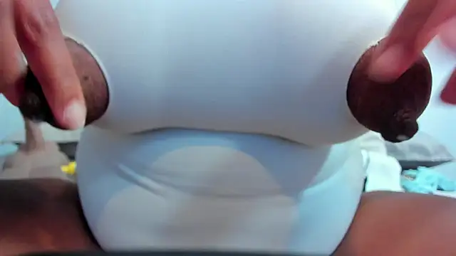 Chatroom XXX en direct de zara_lopez