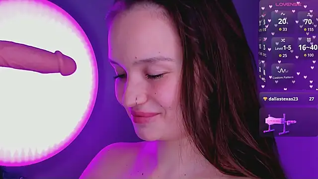 bitchpeace_ Adlı Modelin Canlı XXX Sohbeti