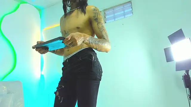 XXX chat uživo modela Aohomlester_