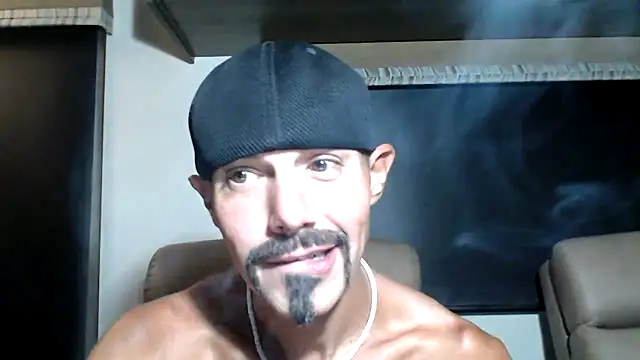 ThickD2C: онлайн-секс-чат