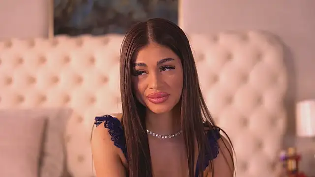 BellaNoirre লাইভ XXX চ্যাট