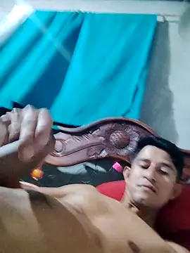 Pokazy przed kamerką – chicolargo17