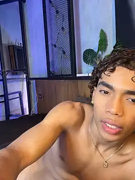 AlanCutee live XXX chat