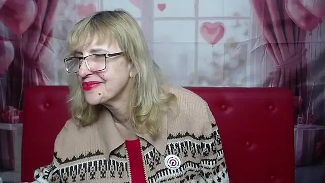 Онлайн чат XXX PattySanny