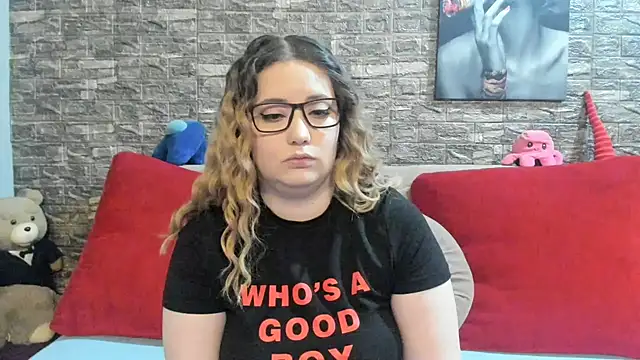 kalindahot Adlı Modelin Canlı XXX Sohbeti