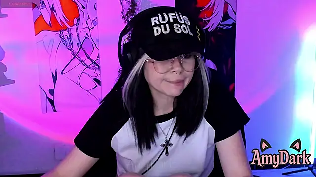 دردشة _AmyDark الجنسية المباشرة