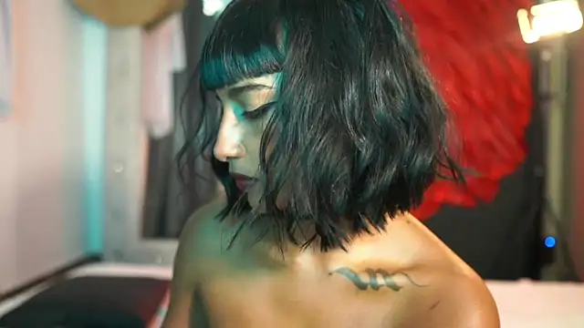 JulietaWinona's Live XXX Chat