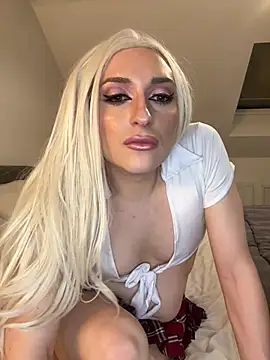 littlebambi26 Adlı Modelin Canlı XXX Sohbeti