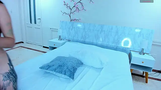 Lucifer_shadow élő XXX-chatje