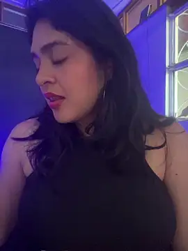 EmilyNoir1 élő XXX-chatje