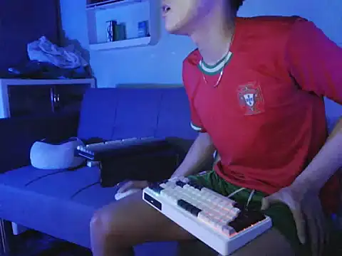 boyhigh1997 在線直播表演