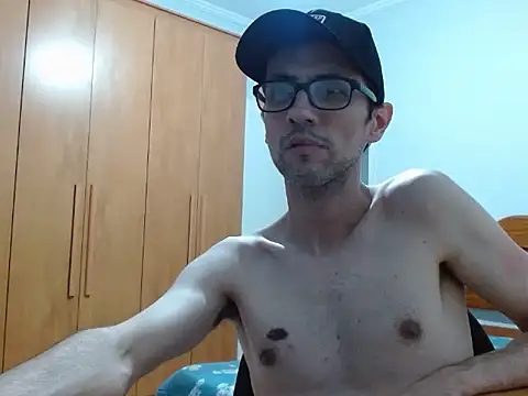 detetivesafado Adlı Modelin Web Kamerası Şovu