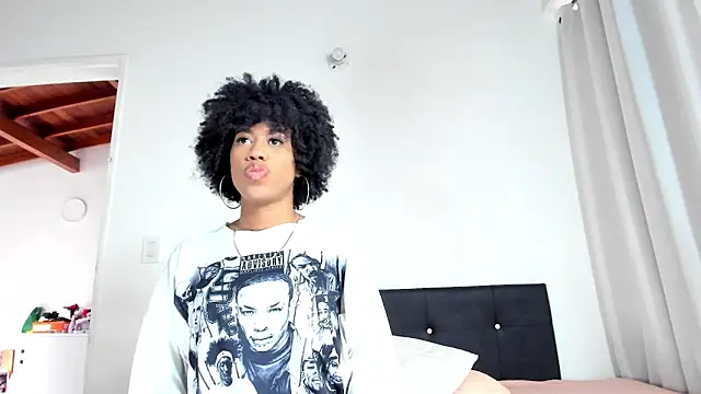 XXX chat uživo modela DailaSmith