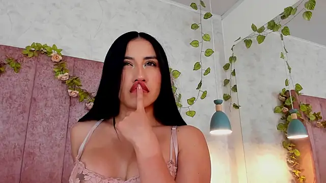 AnyaJay élő XXX-chatje