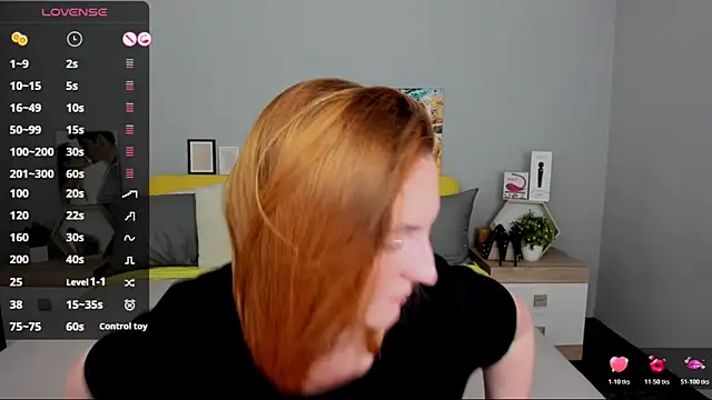 BabeLessi live XXX chat