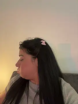 Chatroom XXX en direct de KallyMyller1