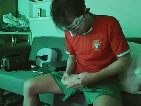 boyhigh1997 Show Webcam