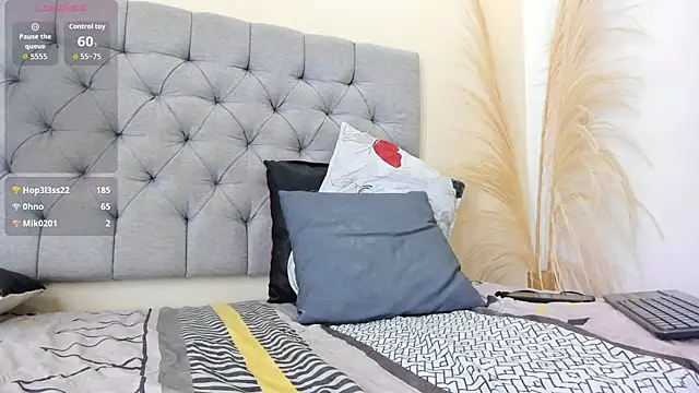 Pertunjukan Kamera Web bruno_miller_