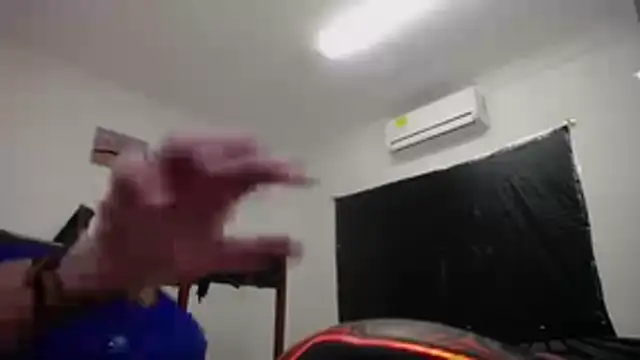 StraightBoy_Nick Show Webcam