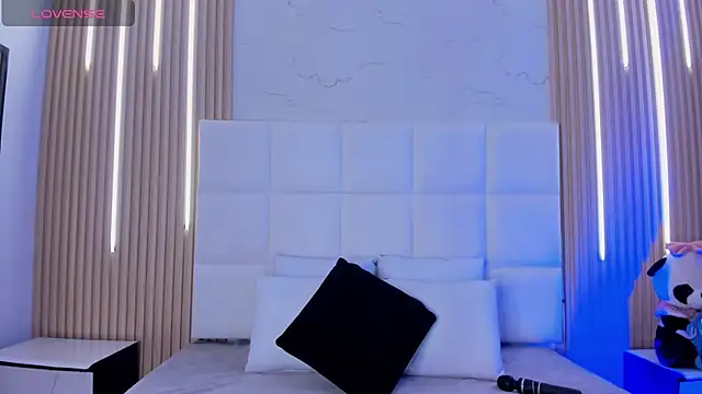 abril_snow Chat XXX live