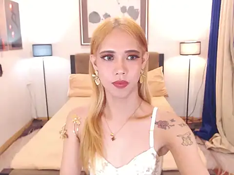 PreciousAmore Pertunjukan Webcam