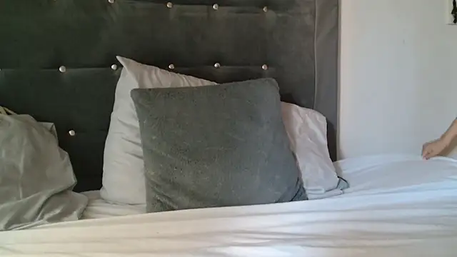 3littles Adlı Modelin Canlı XXX Sohbeti