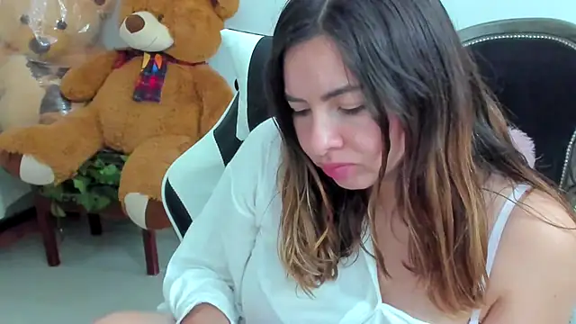 XXX chat uživo modela __Emma__11__Lecat_