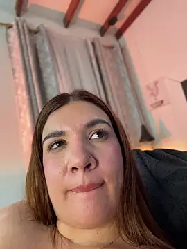 Soyamelia_99's Live XXX Chat