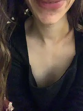 Pertunjukan Kamera Web Labelleamira