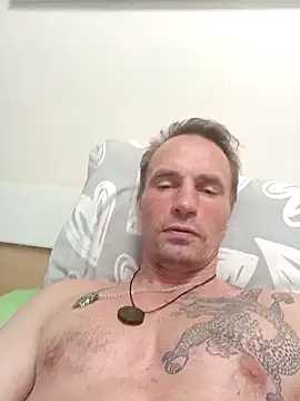 Wargunex 在線直播表演