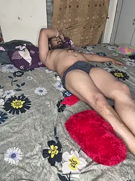 Chatroom XXX en direct de torchermachine