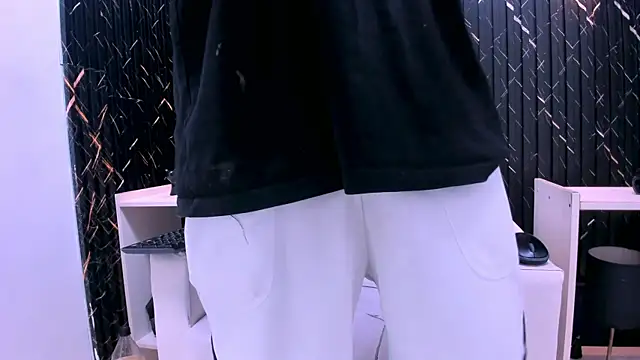 Show modela Lian_Jacob na web-kameri