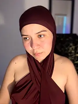 Chat XXX Live MatchedEyebrow