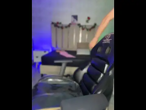 kaelwolf_tay live XXX chat