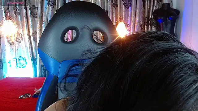 Hecate_doll – Kamerová šou