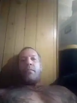 AceticPinscher live XXX chat