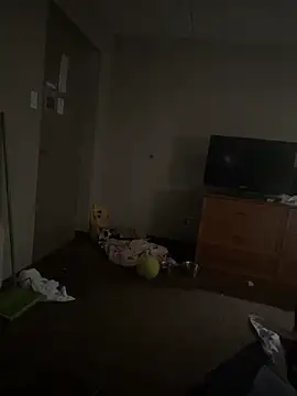 Stressreliever82's Live XXX Chat