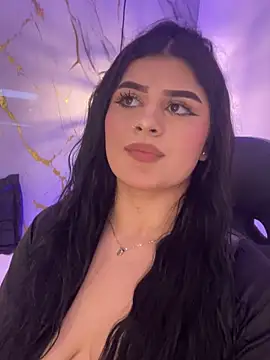 Chat XXX en directo de Kariina__69