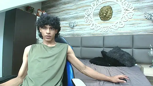 Zayn_Fox32 webcam show