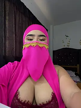 Yasmin_cute webcam show