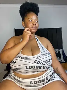 XXX chat uživo modela LunaCovenn