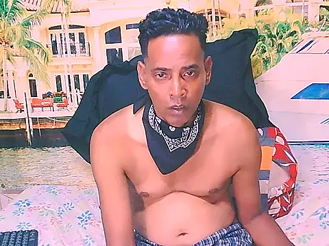 IndianHunk01 Webcam Show