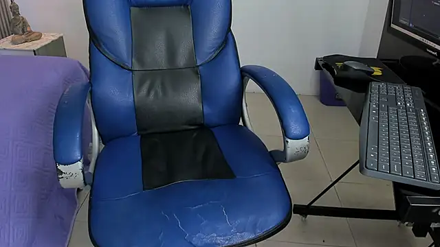 Show modela SamBlack_ na web-kameri